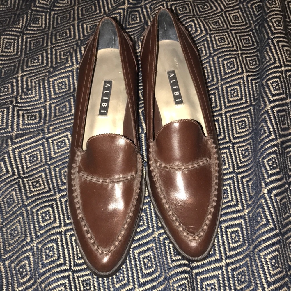 Alibi brown small heel loafers size 6 1/2